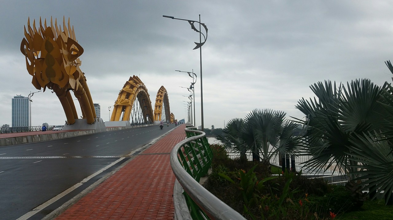 Lernen oder Dragon Bridge in Da Nang